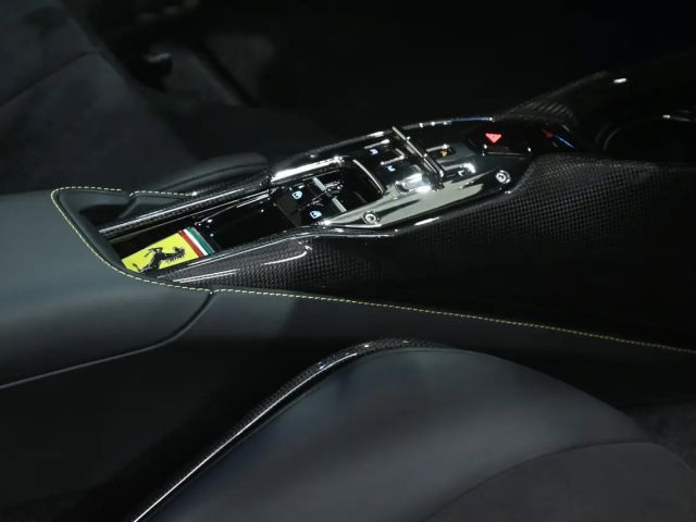 Ferrari SF90 Stradale