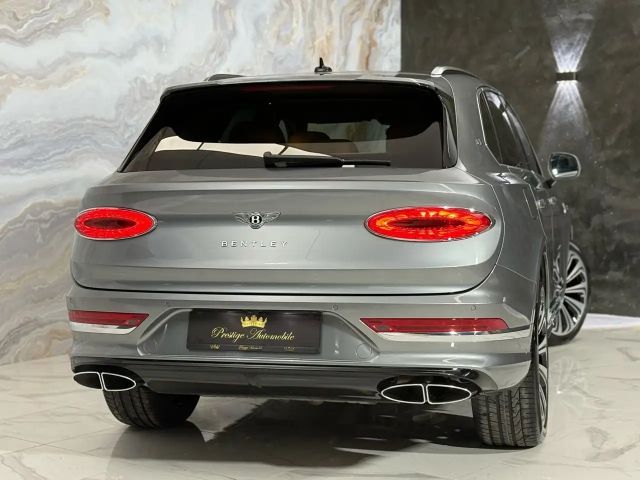 Bentley Bentayga V8