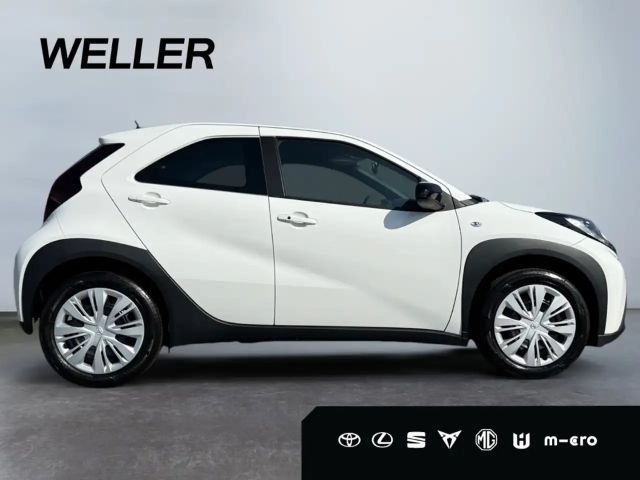 Toyota Aygo X Business Hatchback