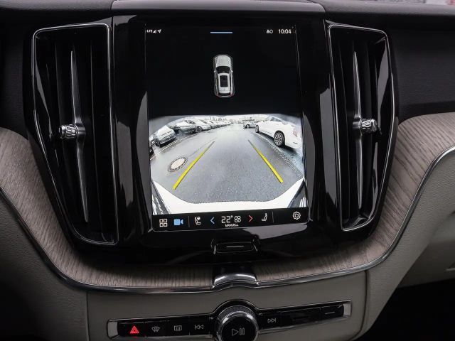 Volvo XC60 Dark Plus