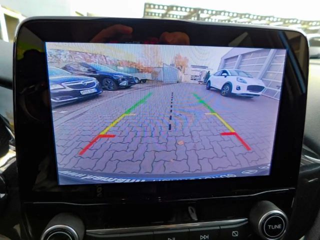 Ford Puma EcoBoost Titanium