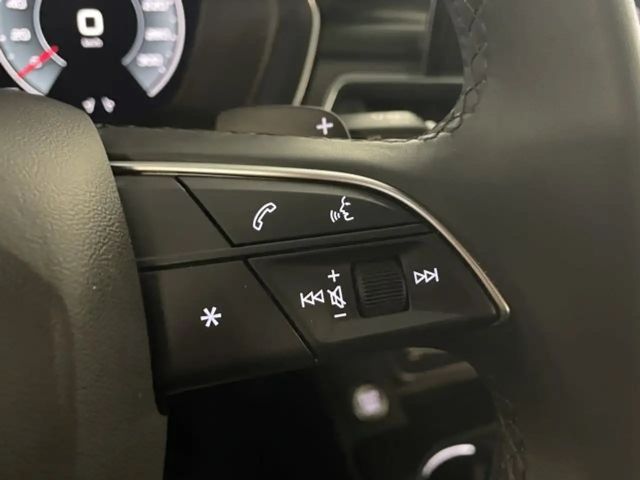 Audi A4 35 TDI Avant S-Line