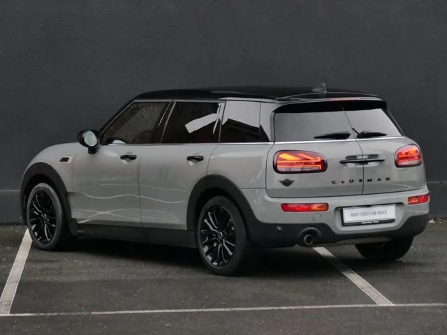 MINI Cooper Clubman .