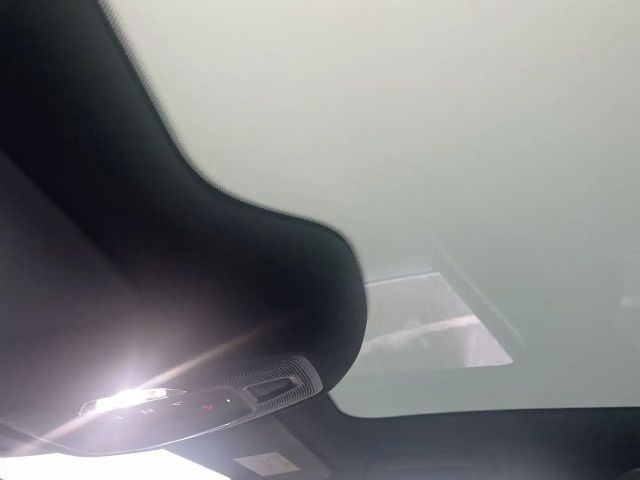 Audi A6 e-tron Quattro