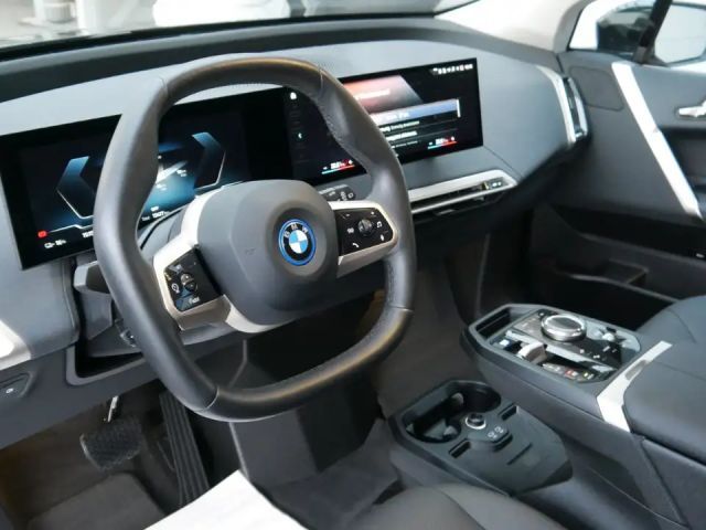 BMW iX xDrive50