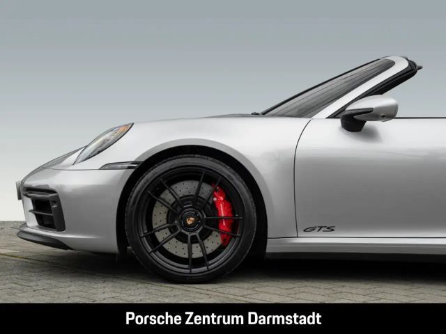 Porsche 992 4 Coupé GTS Targa