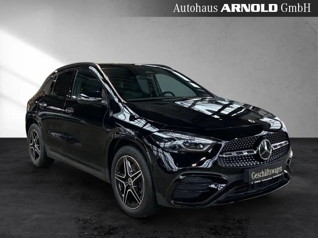 Mercedes-Benz GLA 200 AMG Line