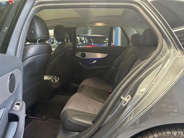 Mercedes-Benz C 300 AVANTGARDE Estate