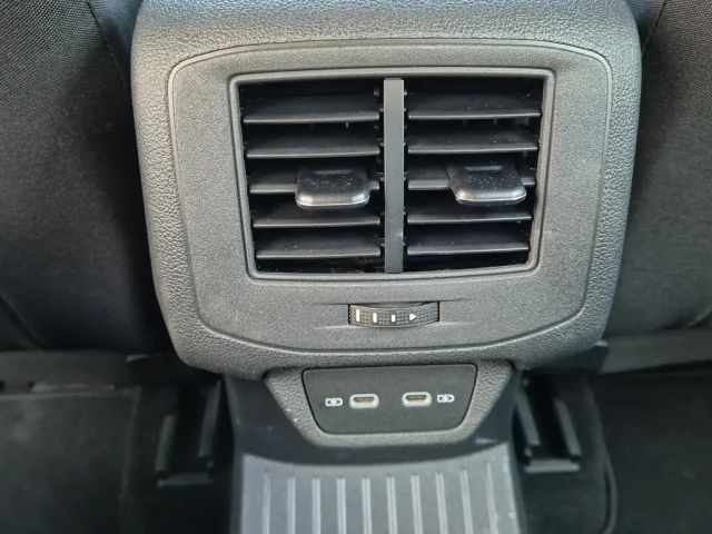 Volkswagen T-Roc DSG Life