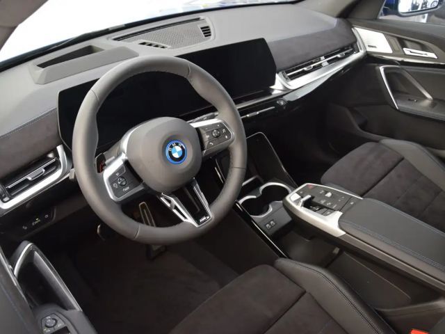 BMW iX2 eDrive20