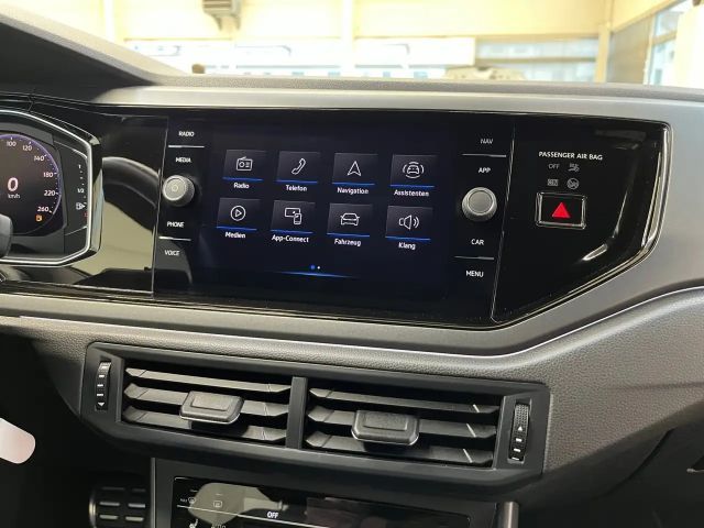 Volkswagen Taigo 1.0 TSI DSG R-Line