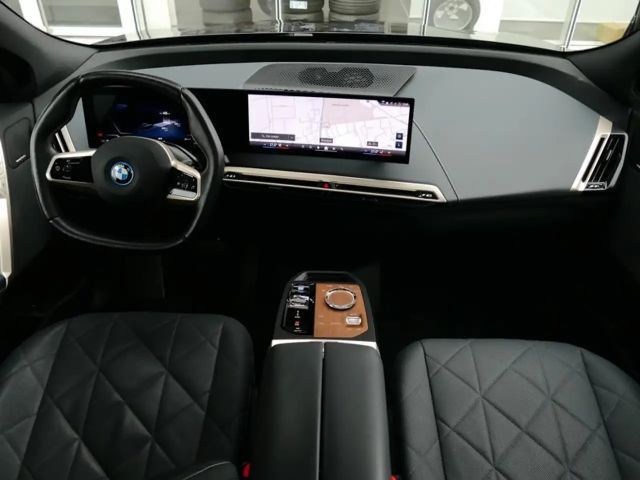 BMW iX xDrive50