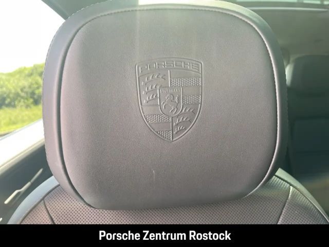 Porsche Cayenne BOSE Luftfederung LED-Matrix