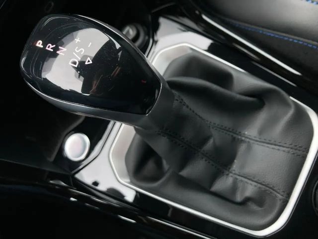 Volkswagen T-Roc R AKRAPOVIC PANO LEDER LM19