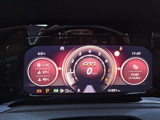 Volkswagen Golf 2.0 TSI DSG GTI