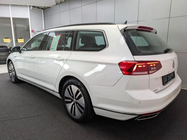 Volkswagen Passat DSG GTE Variant