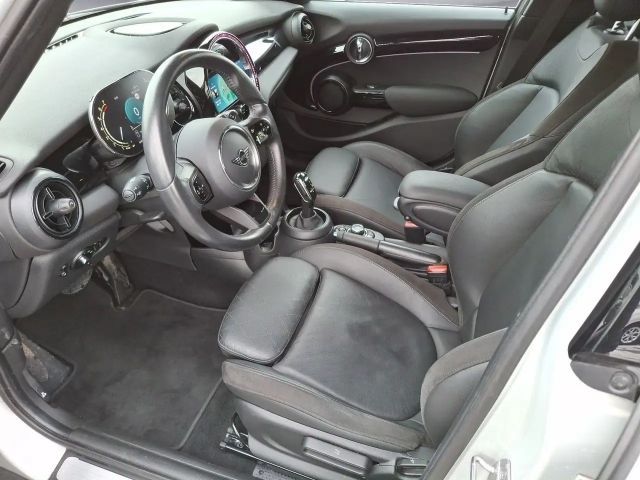 MINI Cooper S Classic Trim Aut. Navi Leder RFK Sitzh.