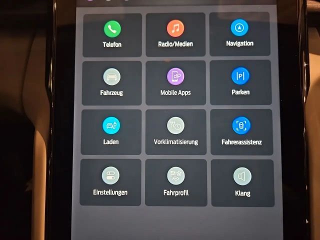 Ford Explorer Extended range