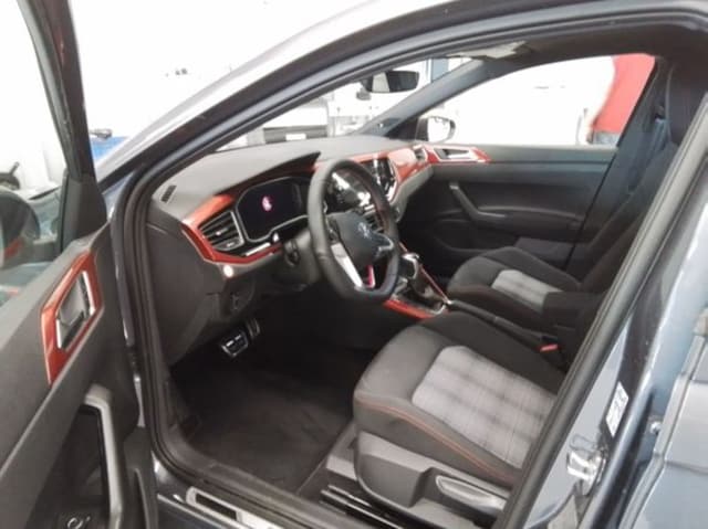 Volkswagen Polo DSG IQ.Drive