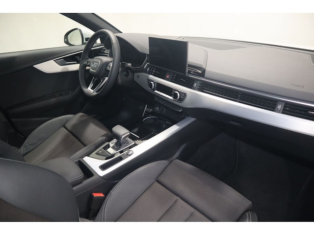 Audi A4 40 TDI Avant S-Line S-Tronic