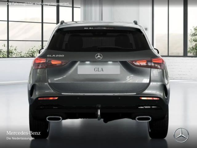 Mercedes-Benz GLA 200 AMG Line