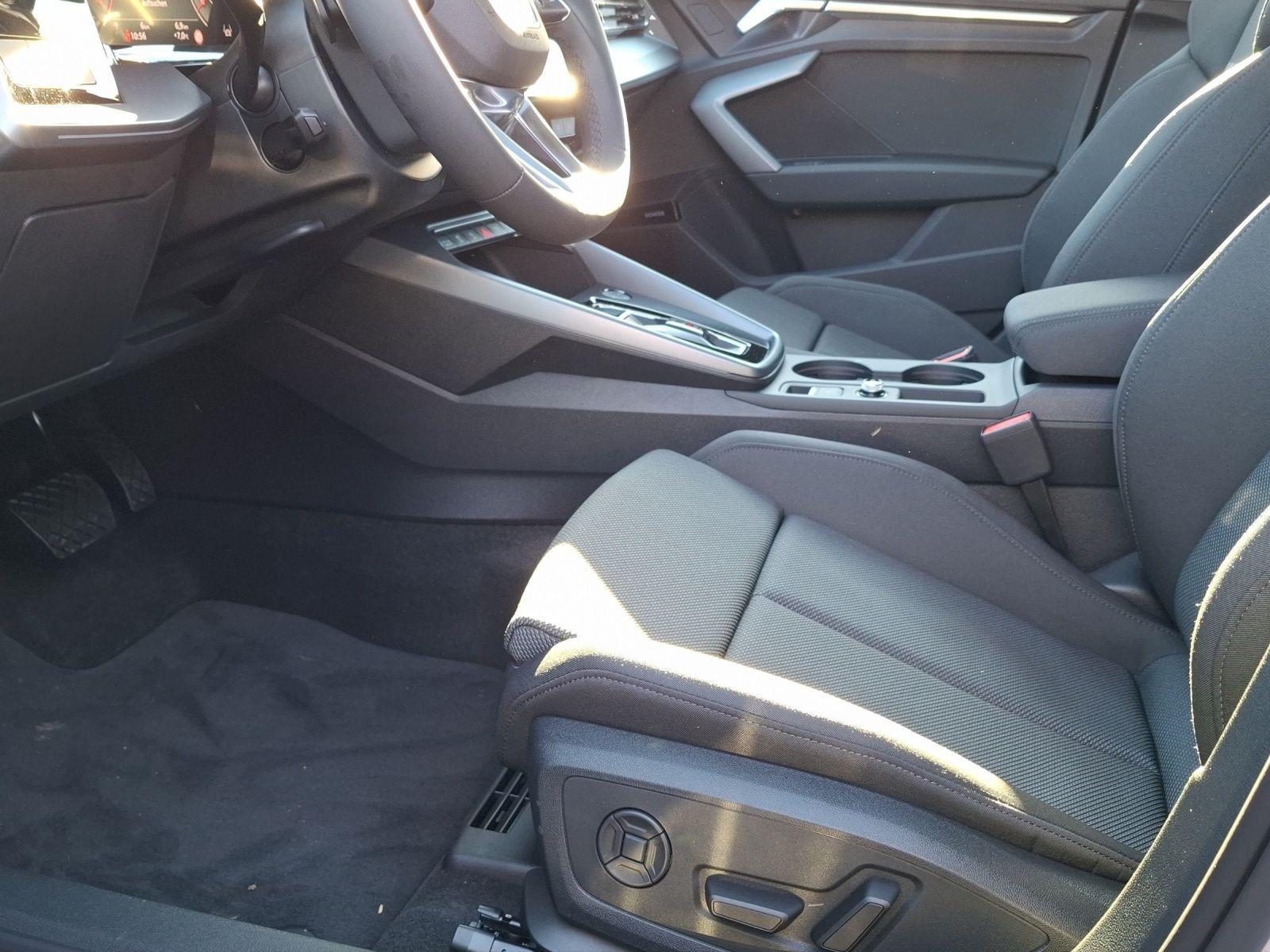 Audi A3 35 TFSI S-Line Sedan