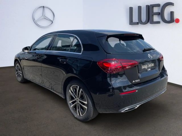 Mercedes-Benz A 180 Progressive