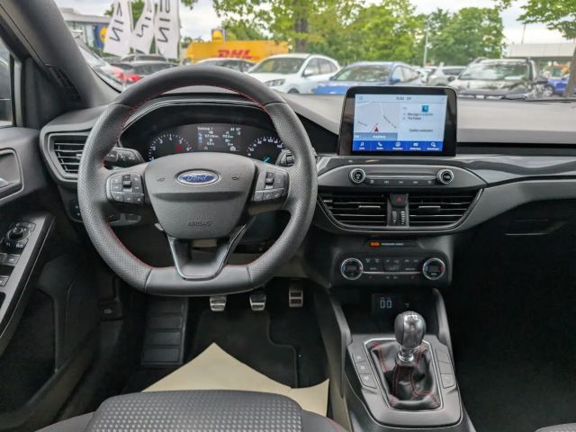 Ford Focus ST Line Wagon