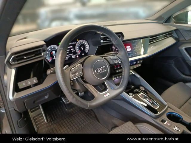 Audi A3 35 TFSI S-Line S-Tronic Sedan