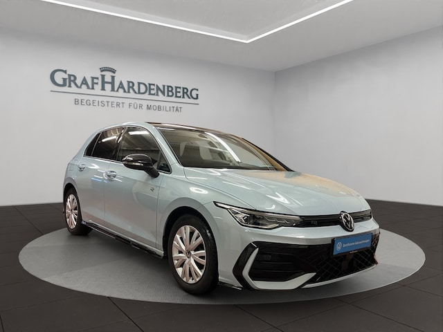 Volkswagen Golf 1.5 eTSI DSG R-Line
