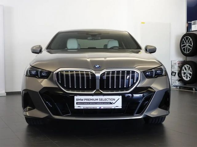 BMW i5 M-Sport Sedan eDrive40