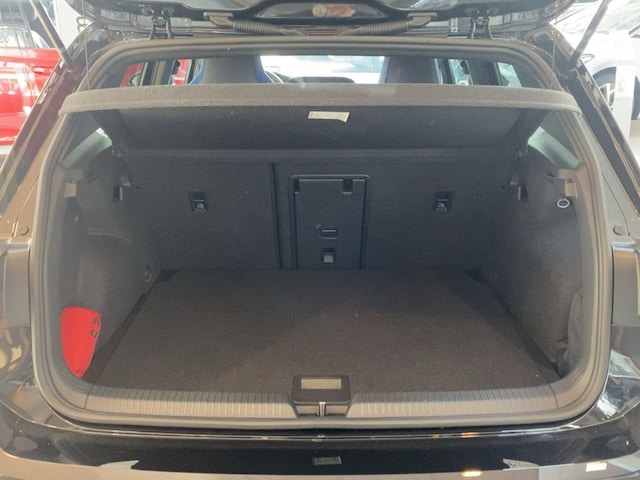 Volkswagen Golf 2.0 TSI DSG Golf VIII