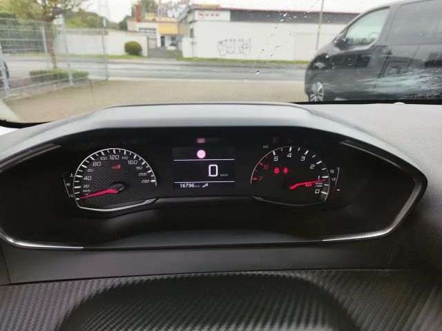 Peugeot 208 PureTech