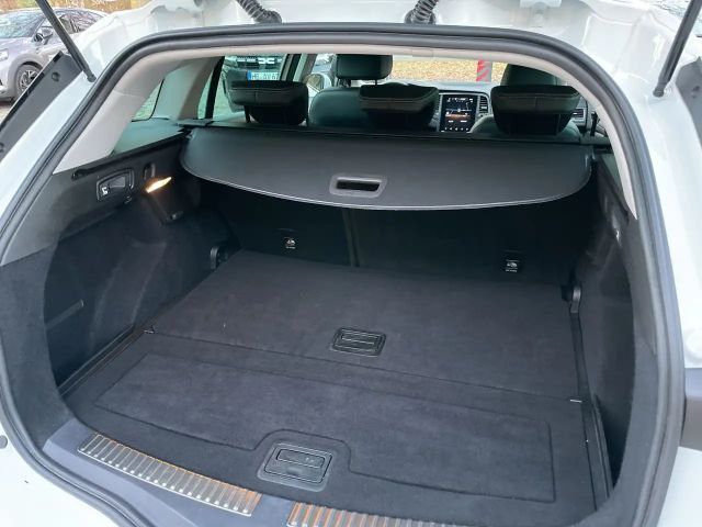 Renault Megane Combi EDC Intens TCe 140