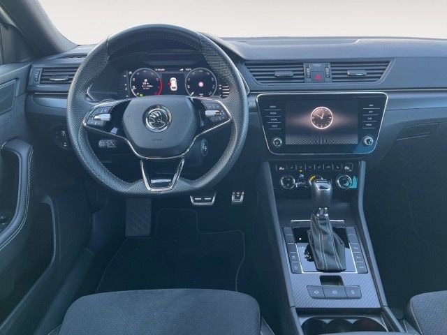 Skoda Superb 1.5 TSI Combi Sportline