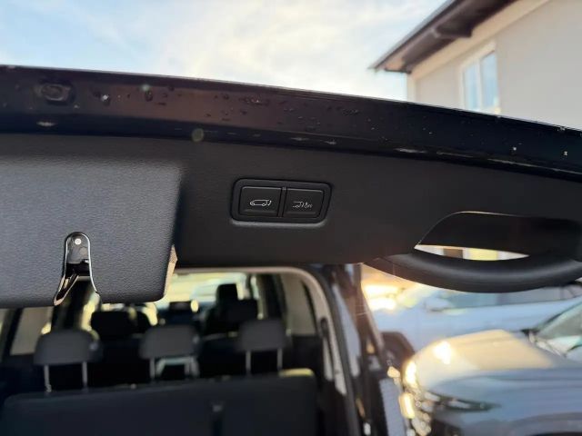 Hyundai Staria Prestige Hybrid 2WD Vollausstattung