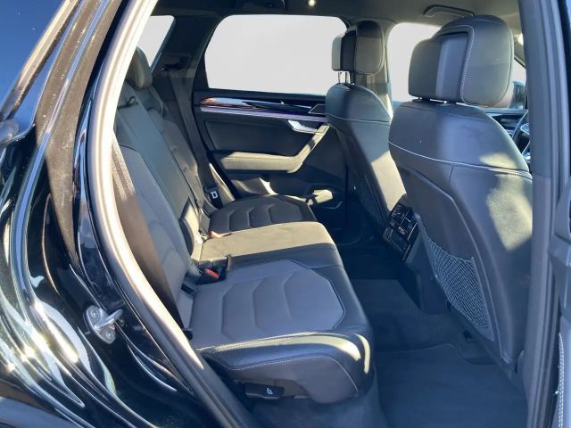 Volkswagen Touareg 3.0 V6 TDI R-Line