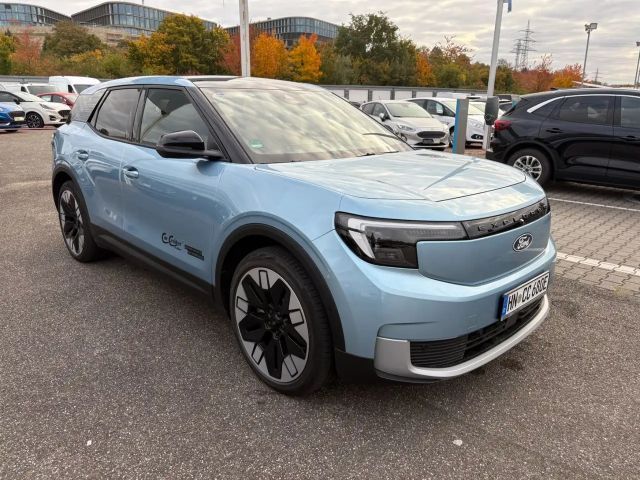 Ford Explorer Extended range Premium RWD