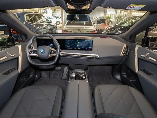 BMW iX xDrive40