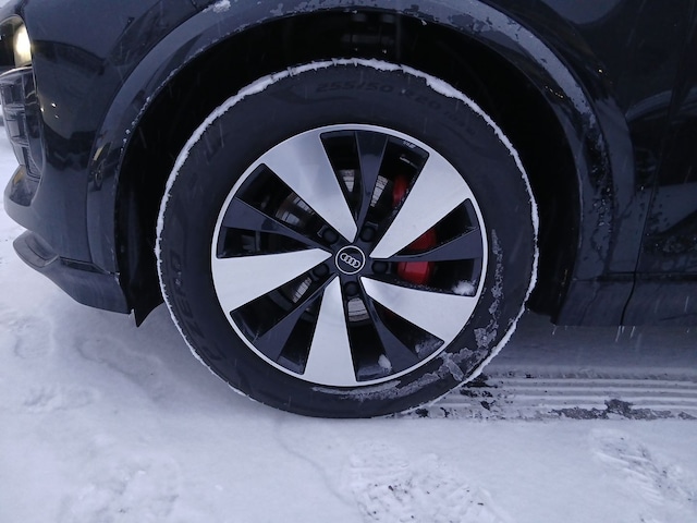 Audi Q6 e-tron Quattro