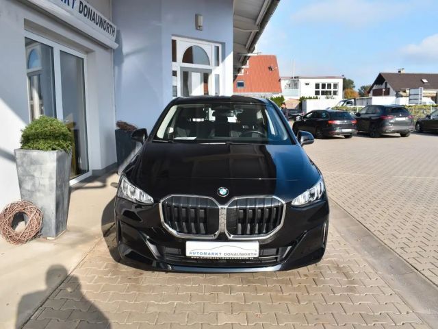 BMW 218 Aut. Navi Leder Sitzhzg LM 17