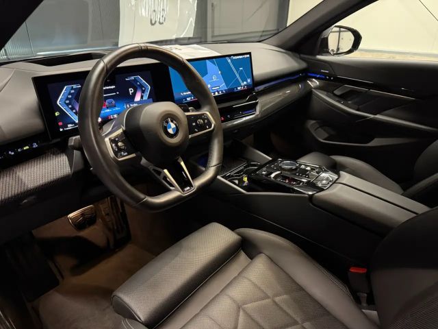 BMW 520 520d M-Sport Touring