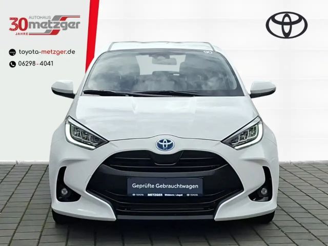 Toyota Yaris Hatchback Hybride Team D