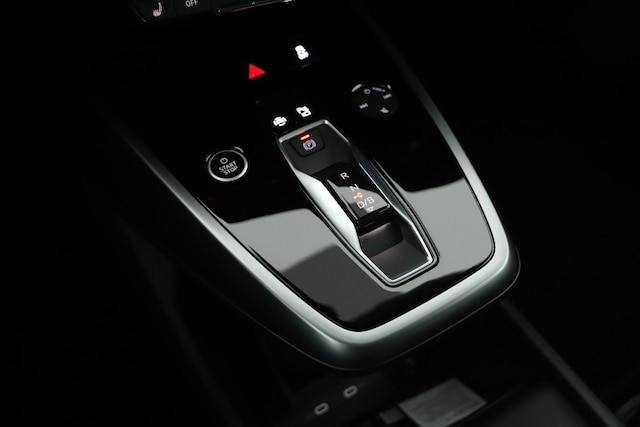 Audi Q4 e-tron SUV 45 e-tron Audi Q4 e-tron