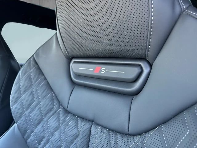 Audi S5 Avant Quattro