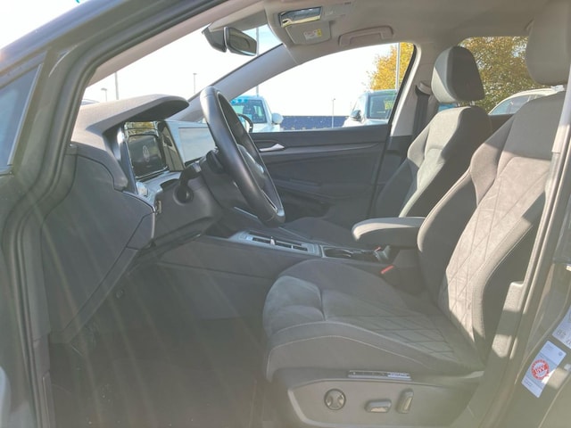 Volkswagen Golf 1.5 eTSI DSG Golf VIII