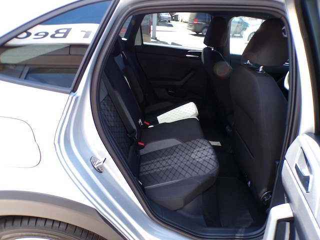 Volkswagen Taigo 1.0 TSI DSG R-Line