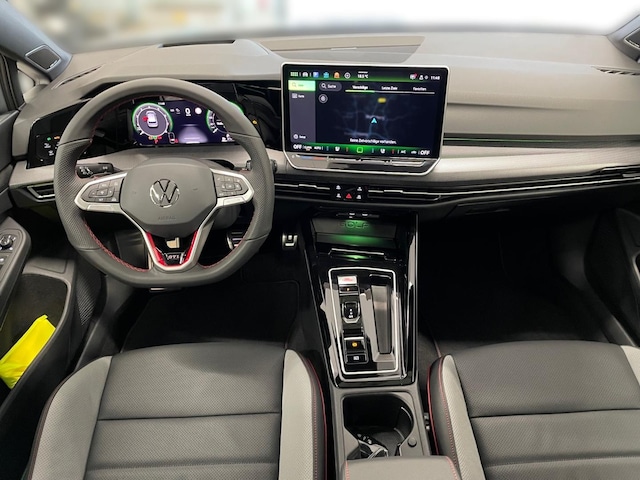 Volkswagen Golf 2.0 TSI Golf VIII