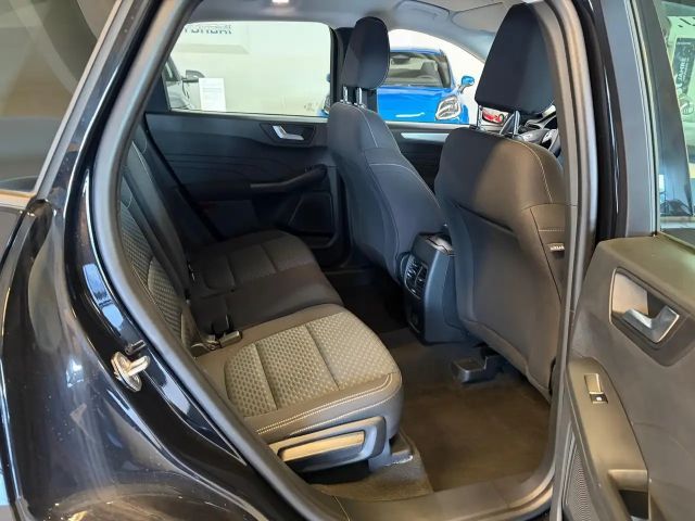 Ford Kuga AWD Cool & Connect