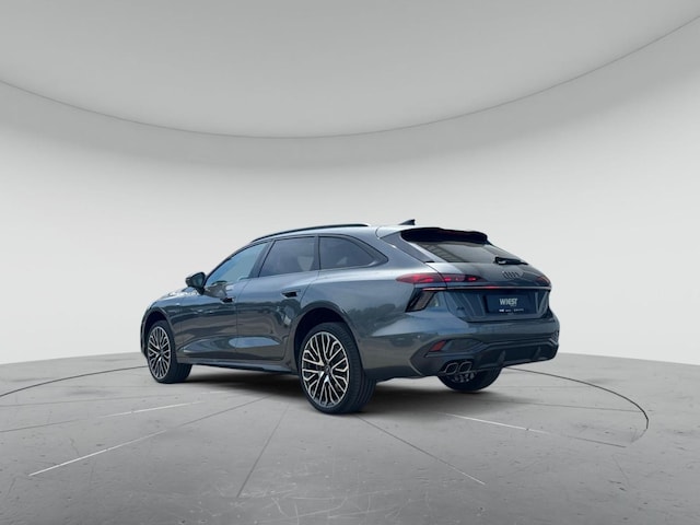 Audi A6 Avant Quattro S-Tronic